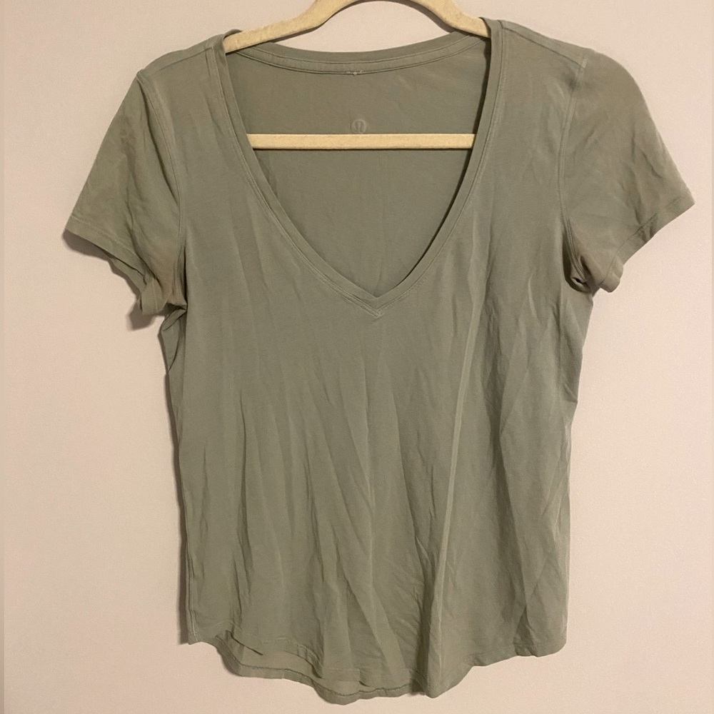 Lululemon V-neck